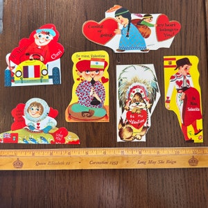 LIVRAISON GRATUITE - Cartes vintage de la Saint-Valentin, pays du monde ethnique, vendues séparément Découpes mignonnes, rétro, éphémères, romantique, salle de classe