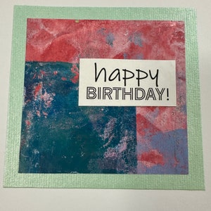 Biglietto di buon compleanno: collage multistrato originale, unico nel suo genere, realizzato con carte dipinte a mano