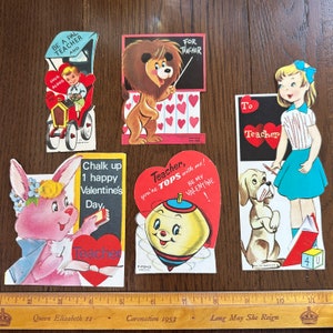 LIVRAISON GRATUITE - Vintage Teacher Classroom Bunny Top Lion Valentines Vendu séparément Découpes Mignon rétro éphémères salle de classe romantique