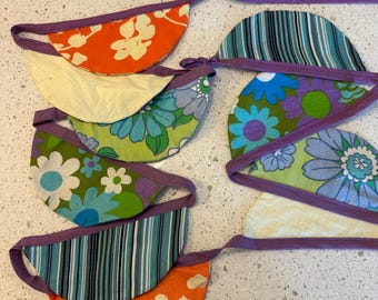 Handmade Scallop Fabric Bunting: Vintage-Inspired Flower Power