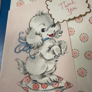 LIVRAISON GRATUITE : carte de voeux vintage « Merci » avec adorable caniche & or métallique kitsch rose pastel inutilisé | Éphémères | Papeterie à lettres