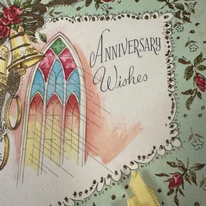 LIVRAISON GRATUITE : carte de voeux d'anniversaire vintage avec vrai ruban 3D, cloches de mariage, fleurs, vitrail inutilisé | Éphémères | Papeterie à lettres
