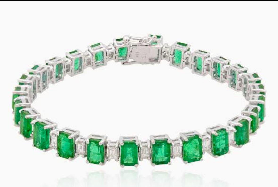 18.87カラットの天然ザンビア産エメラルドブレスレット。SI/H