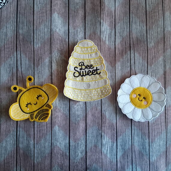 Spring Bee Sweet Felt Embroidered Banner, Bumble bee bunting, Bee hive garland, Flower photo prop, Summer home decor, wreath accessories Il_570xn