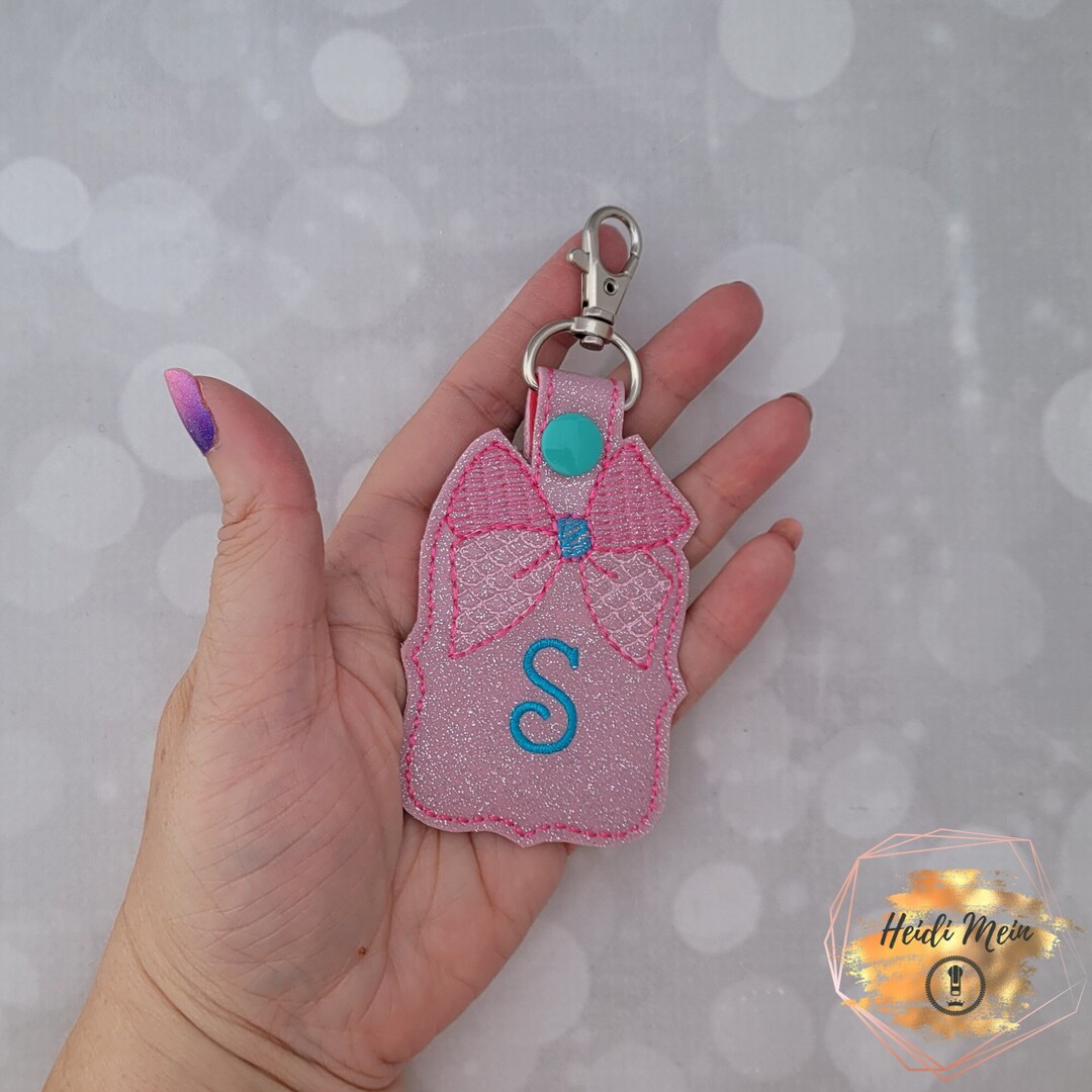 Personalized Monogrammed Tag Keychain With Embroidered Bow - Stylish ...