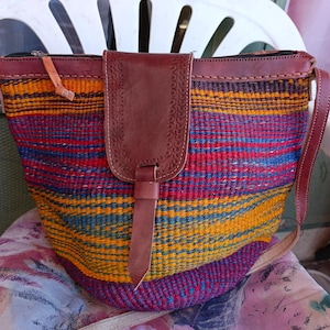 Hand woven sisal bag//Sisal woven crossbody bag// made with inner lining and zipper Ladies bag Unique gift for her