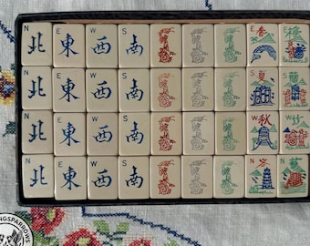 Stunning Two-Tone 1920s Vintage Mahjong by Pung Chow, 152 tiles, NMJL ready!
