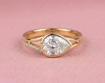 Pear Cut Bezel Engagement Ring, Gold Pear Solitaire Ring, Split Shank Diamond Ring, Minimalist Promise Ring, 14K Gold Bridal Jewelry Gift