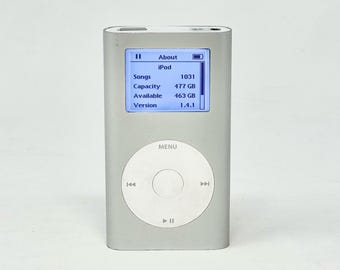 Apple iPod Classic 256GB ブルー taptic mod s-l1200.jpg