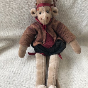 Darling Vintage Monkey in Felt Clorhing and Hat