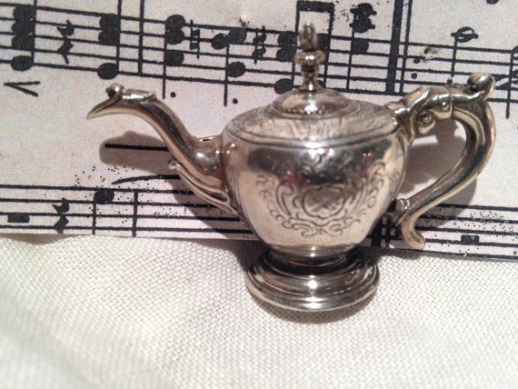 Charming Vintage Teapot Pin Silver-plate Perfect … - image 7