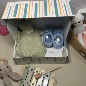 Personalized birth gift box - Birth gift for newborn - baby girl or boy gift basket - Baby shower gift box