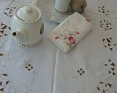 Vintage Off White Cotton Linen Madeira Embroidery Tablecloth Embroidered Tablecloth Cutwork Wedding Table Wedding Decor Kitchen Linens OC