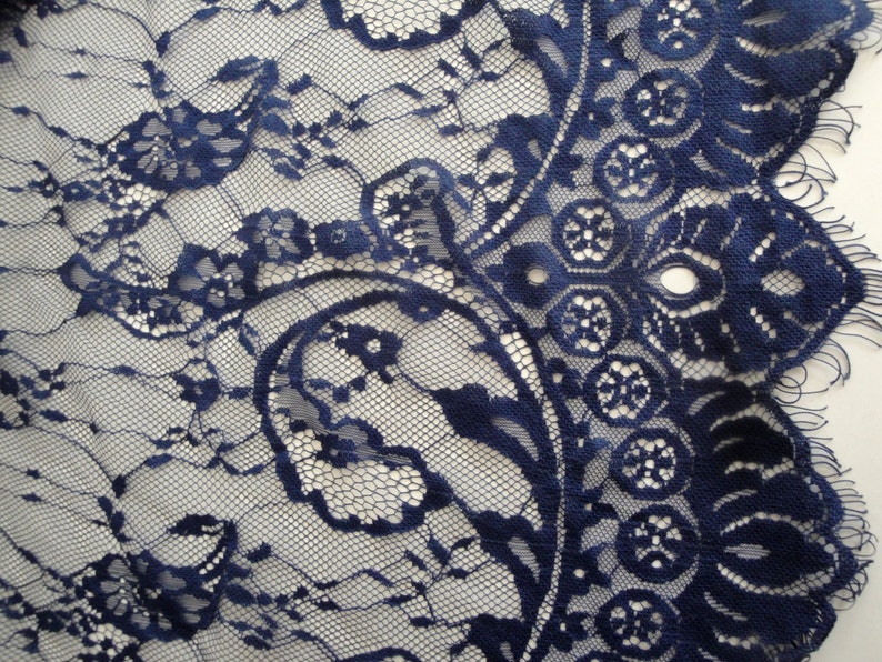 1.75 Yards 40 Wide Navy Blue Floral Stretch Lace Fabric | Etsy