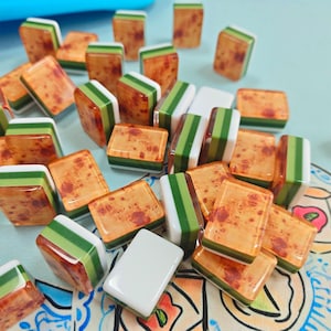 Beach Mahjong Tile Set (160 Tiles), American Mahjong Tiles 4-Layer Acrylic Wood Grain Theme, Tropical Mahjong Set, Mahjong Gift for Women Coastal Woodgrain