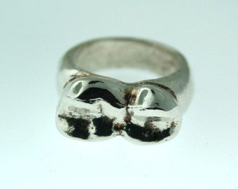 Silver Molar Teeth Ring