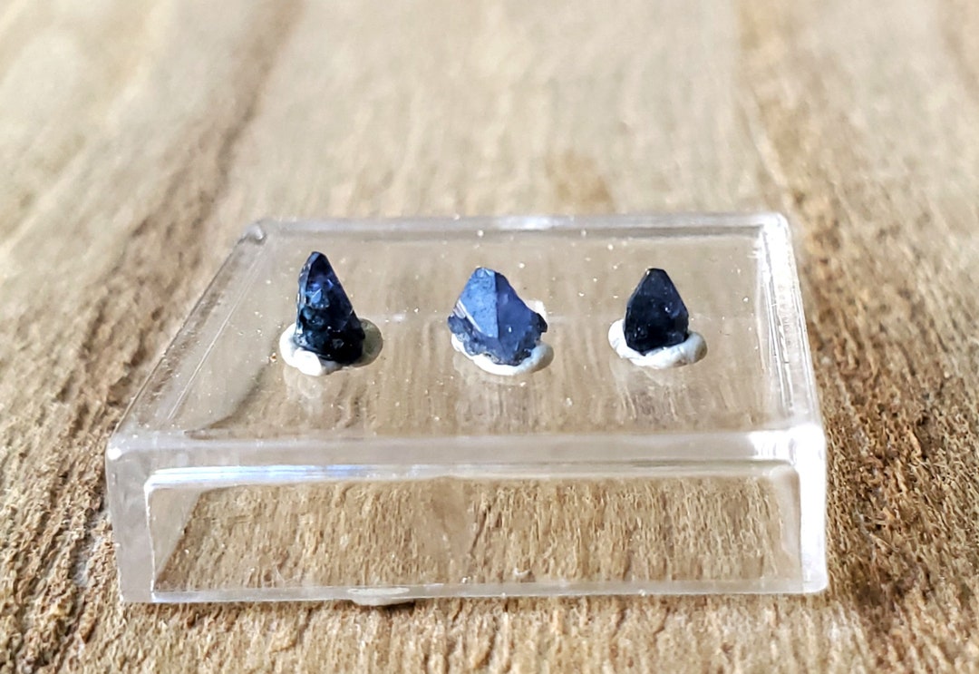 3 Micro Benitoite Crystals Dallas Gem Mine San Benito Co Etsy