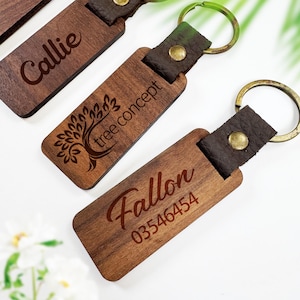 Personalisierter Schlüsselanhänger aus Holz, Gravur mit Namen, Personalisierter Schlüsselanhänger, Geburtstagsgeschenk, Brautjungfer Geschenk,
