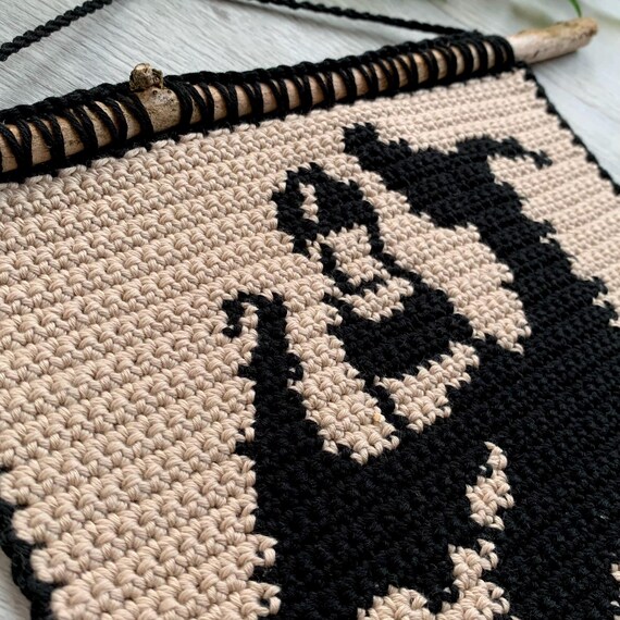 Dragon Dagger Tapestry Crochet Pattern | Romantasy Wall Art