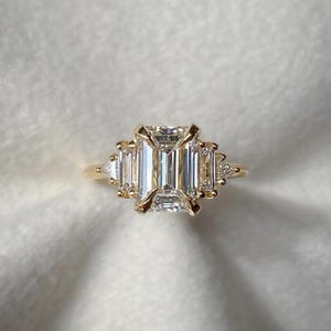 2.50 Ctw Emerald Moissanite Engagement Ring, Five Stone Moissanite Ring, Cluster Set Moissanite Ring Yellow Gold Wedding Diamond Ring Gift