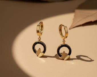 Gold Plated Brass Butterfly Drop Hoop Earrings Black Stone Circle Dangle Artificial Earrings Minimal Trendy Jewelry for Women Daily Wear