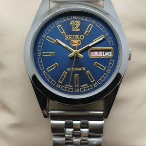 Refurbished seiko 5 automatic Vintage made in japan day/date blue dial 37 mm 17 jewels ready to wear Men&#39;s wrist watch