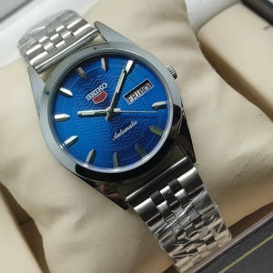 Vintage automatic seiko 5 37mm blue dial day/date ready to wear 17 jewels Men&#39;s refurbished wrist watch 6309A case material stainless steel