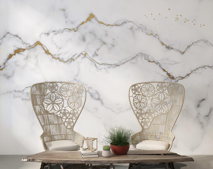 Gold Veined Marble Wallpaper Mural: Elegant Living Room Decor