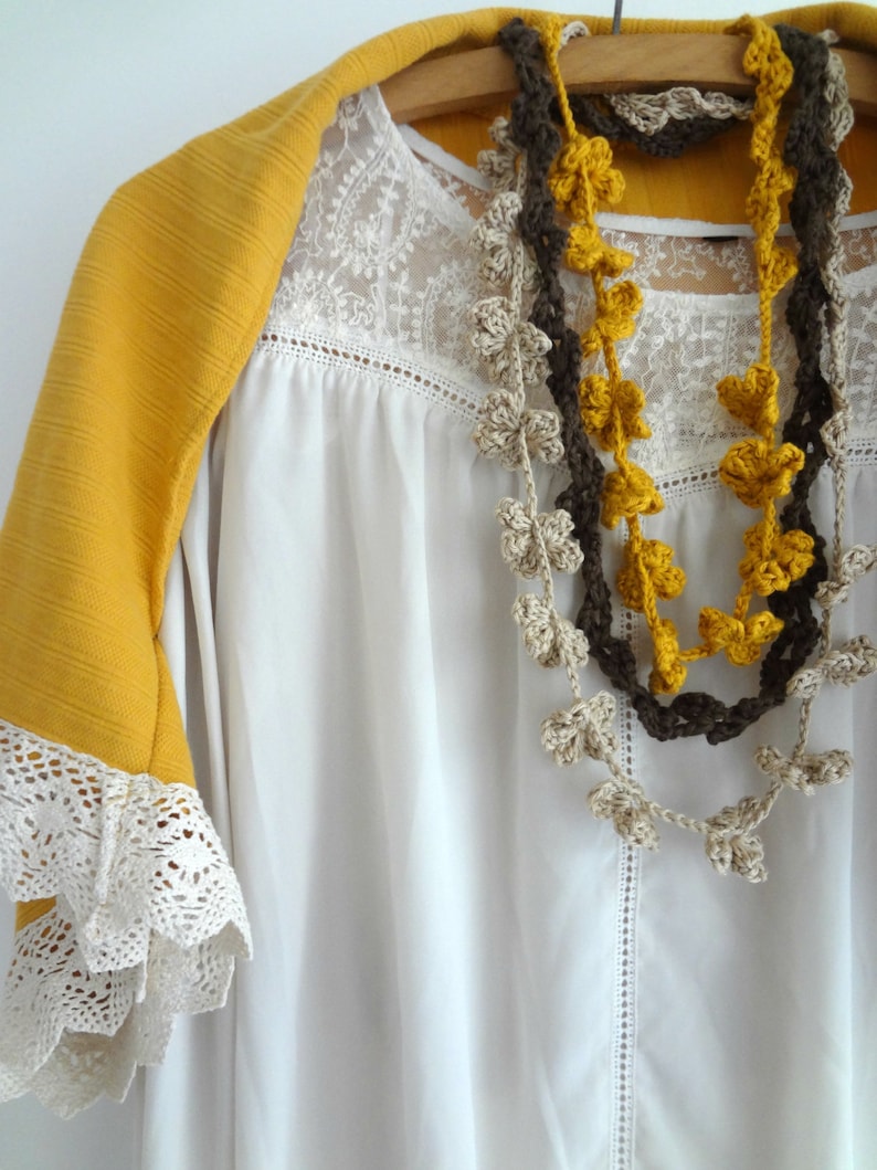 CROCHET PATTERN Bohemian Flowers Necklaces, crocheted necklace, ruffled necklace, flower necklace, gradient necklace, DIY, crochet pattern image 1