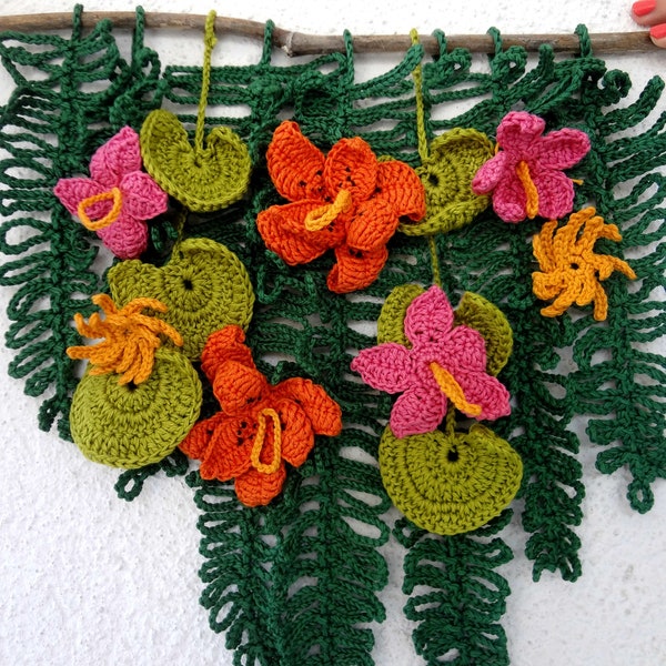 Crochet Pattern: Tropical Wall Hanging,tropical decor, home decor, bohemian decor,crochet fern,crochet tropical flowers, wall decor,applique