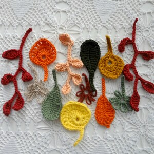 Crochet Autumnal Leaves, crochet leaf, leaf pattern, fall leaves,falling vines,crochet vines, crocheted leaves, fall decorations image 3