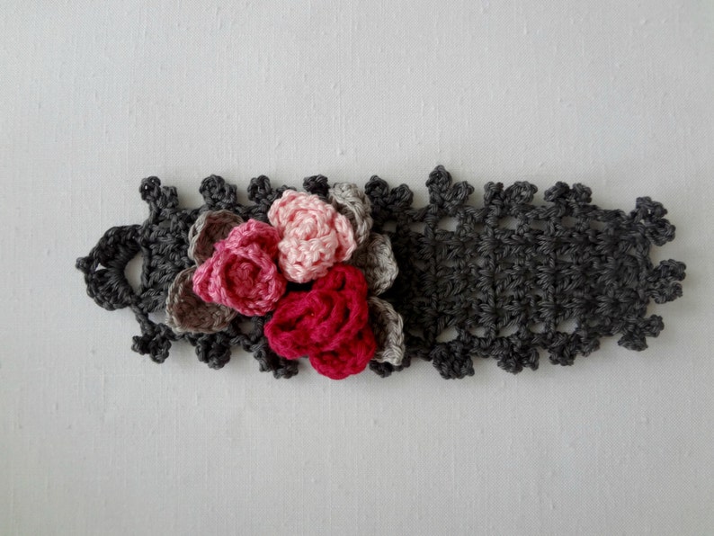 CROCHET PATTERN Sweet Roses Bracelet PDF Pattern photo tutorial, crochet pattern, crochet bracelet, crochet cuff,corsage, roses image 4