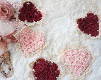 Crochet Pattern: Vintage Heart Bunting, crochet bunting, heart bunting, crochet decoration,crochet heart, Valentine bunting, heart garland