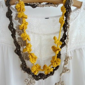 CROCHET PATTERN Bohemian Flowers Necklaces, crocheted necklace, ruffled necklace, flower necklace, gradient necklace, DIY, crochet pattern image 3