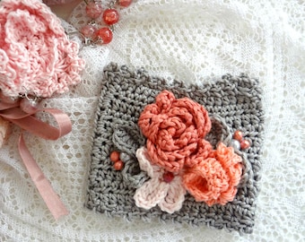 Summer Flowers Crochet Cuff,crochet bracelet, crocheted lace, Victorian cuff,romantic cuff,flower cuff, wristlet