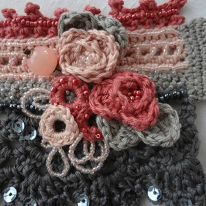 CROCHET PATTERN: Roses in Bloom Crochet Cuff Pattern, manchette au crochet, bracelet au crochet, accessoire au crochet, dentelle au crochet, tutoriel photo, image 5