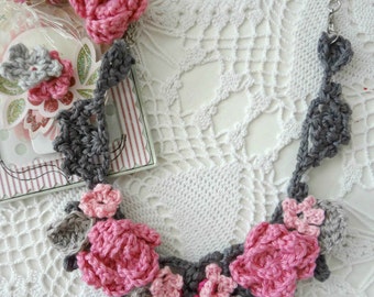 CROCHET PATTERN Summer Roses Necklace Crochet Pattern- roses, crochet roses, crochet necklace, romantic, bohemian, digital download