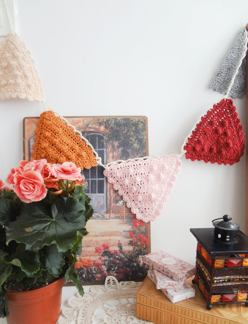 CROCHET pattern Bobble bunting, bobble pennants,crochet bunting,home decor,nursery decor, bohemian banner,crochet pennants, boho decor image 4