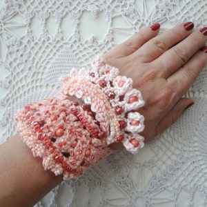 CROCHET PATTERN:Kiana Crochet Bracelet Pattern,crochet cuff,crochet bracelet,crochet accessory,crocheted lace, photo tutorial, image 3