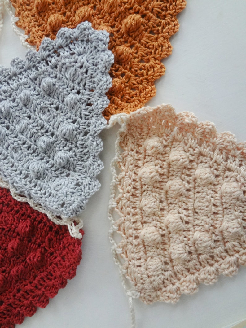 CROCHET pattern Bobble bunting, bobble pennants,crochet bunting,home decor,nursery decor, bohemian banner,crochet pennants, boho decor image 3