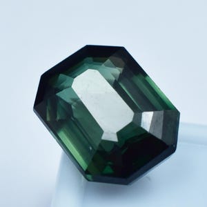Natural Green Colombian Emerald 14.9 Ct Top Quality Emerald Shape Loose Gemstone Certified Birthday Gift For Her / Him Free Delivery