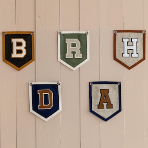 Personalized initials - Kids wall decor, Initial Sign, Custom Vintage Initial, Name pennant, Felt Flag, Baby Shower Decor, Nursery decor