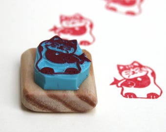 Maneki neko tiny stamp, japanese cat, hand carved, wood mounted