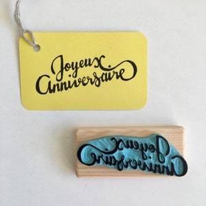 Tampon "Joyeux anniversaire" en gomme, pour cartes d'anniversaire, artisanal, gravé à la main, monté sur bois