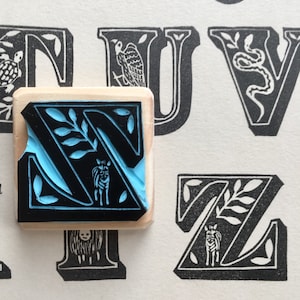 Z-letter rubberen stempel "Z for Zebras", belettering, met de hand gesneden, op hout gemonteerd