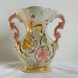 Vintage Lusterware Vase: Handpainted Floral Porcelain, Brazil 423