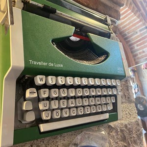 AEG Olympia Traveller de Luxe Typewriter