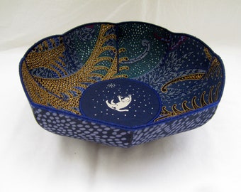 Japanese Cat Snowfall fabric bowl blue green batik