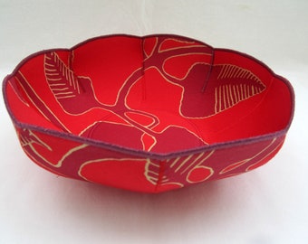 Marimekko Irmeli fabric bowl red vines and leaves