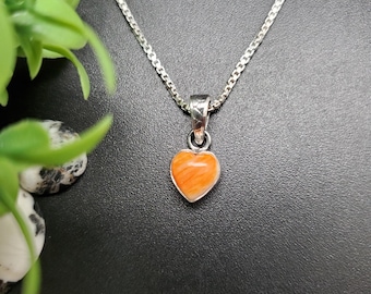 Z-331 | Dainty Orange Spiny Oyster Heart Necklace Pendant | Sterling Silver Spiny Oyster Pendant | Southwest Orange Shell Heart Pendant
